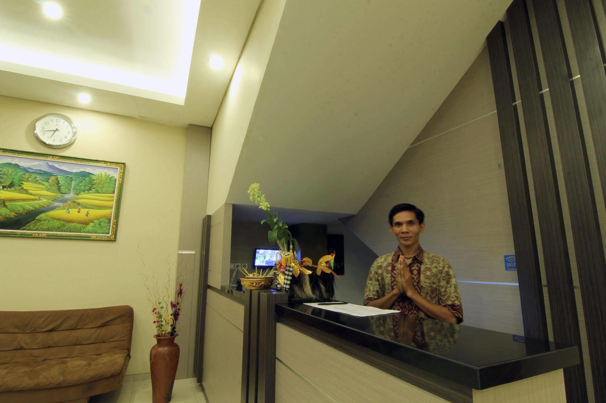 Hotel Mandari Buleleng  Exterior photo