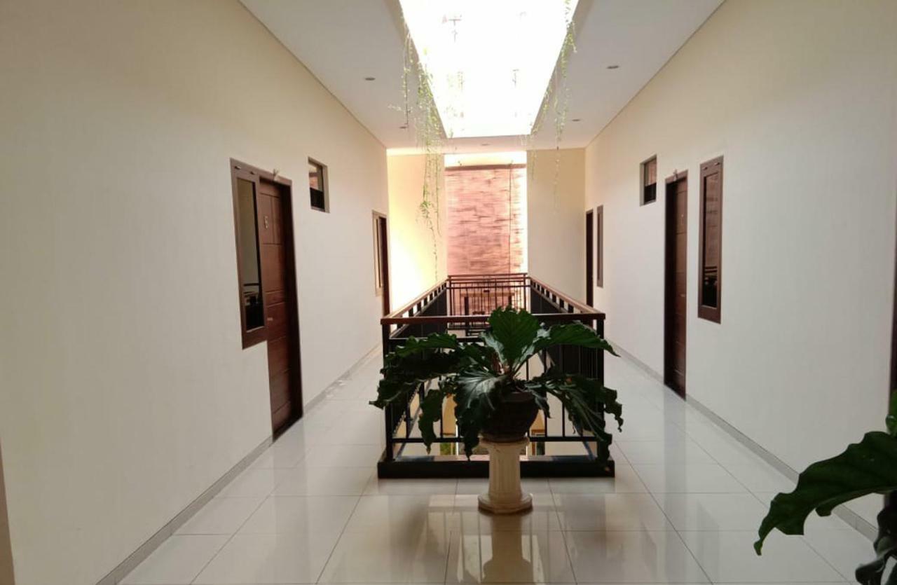 Hotel Mandari Buleleng  Exterior photo